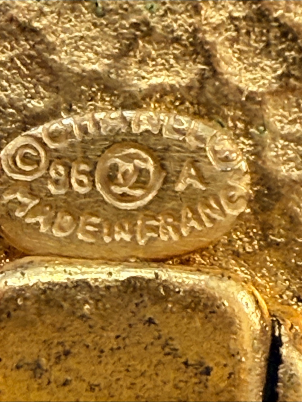 Chanel Gold-Tone CC Button Earrings
Authentic ✨ - Picture 7 of 8